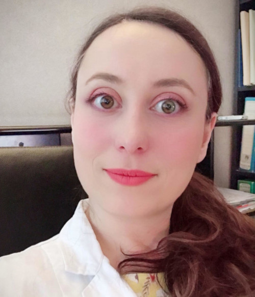 Dr. Marta