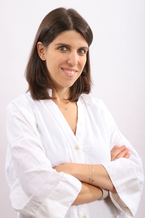 Dr.  Vanessa PRISSE